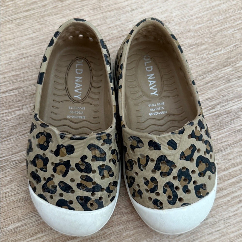 Old Navy Kids Leopard Slip-On Sneakers in Tan and Black with White Toe